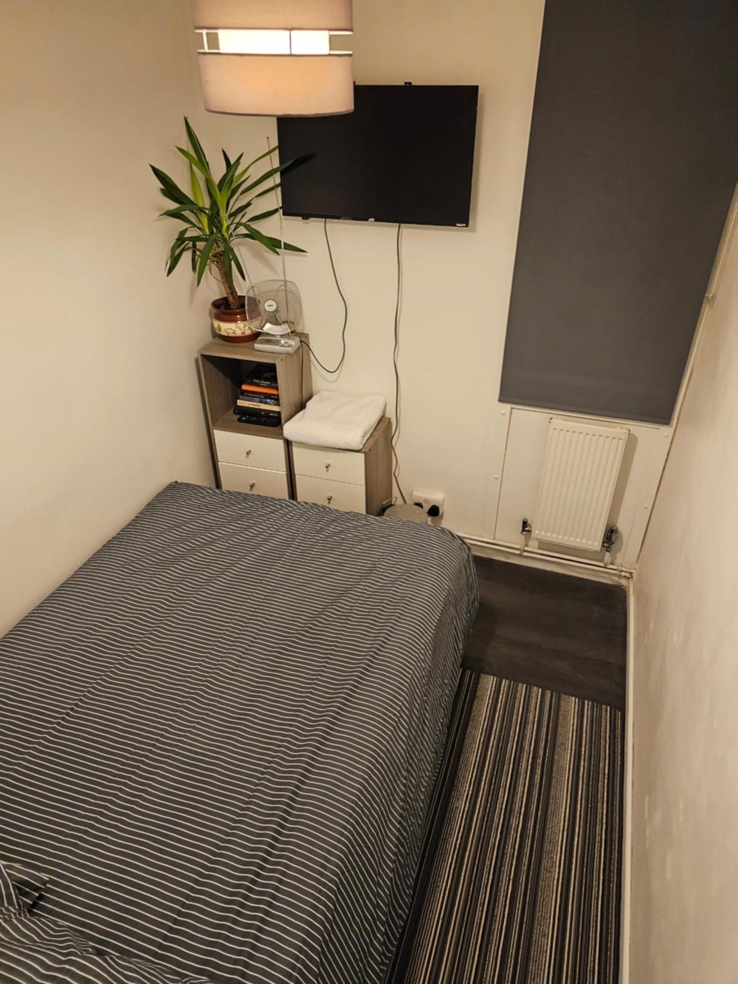 Charming Room Near Central London Exterior photo